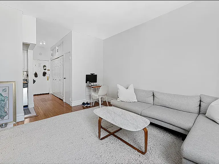 154 W 70th St #11M — Photo 3