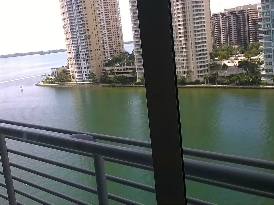1st image of 325 Biscayne Blvd #1417
