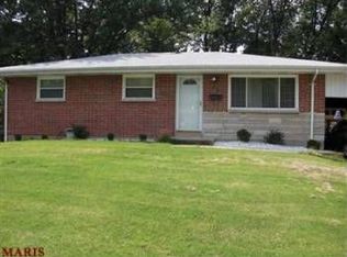 830 Teson Rd, Hazelwood, MO 63042