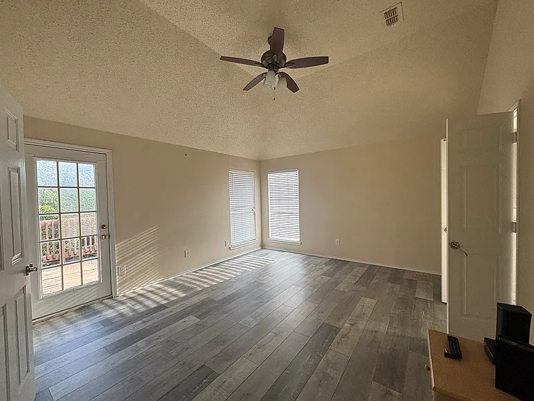 18516 Timber Oaks Dr — Photo 7