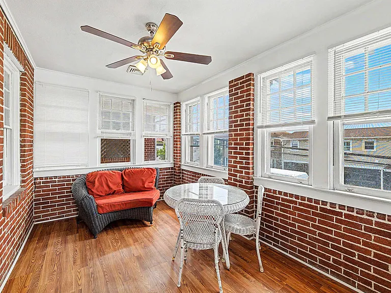 5 N Newport Ave #2 — Photo 5