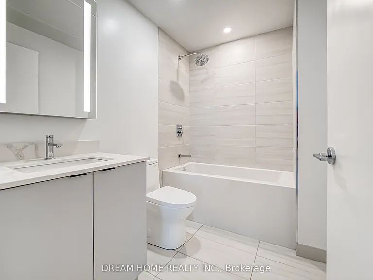 285 Dufferin St #705 — Photo 24