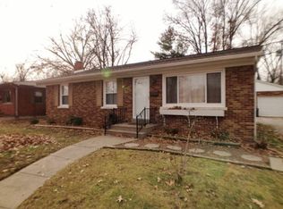 1913 Broadmoor Ave, Evansville, IN 47714