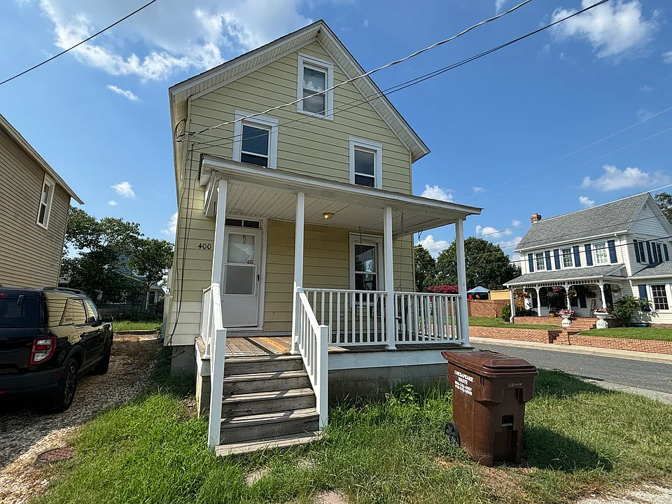 400 Little Water St