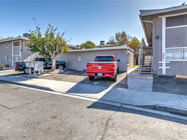 304 Orland St APT 38, Las Vegas, NV 89107