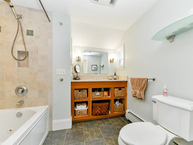 36 Burroughs St — Photo 12