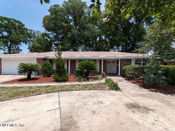 3rd image of 1005 PARKRIDGE Circle E