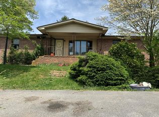 219 Old Wilderness Rd, Saltville, VA 24370