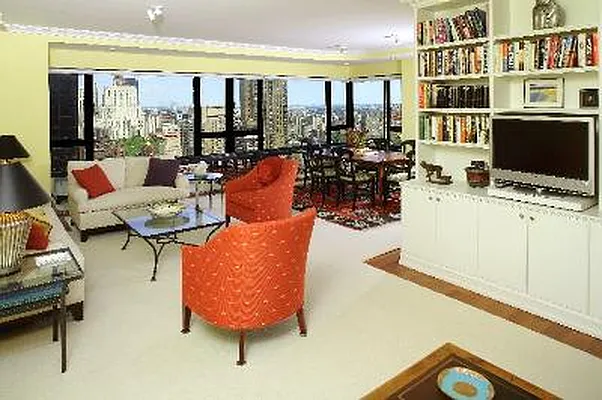 Sold by Corcoran | media 22