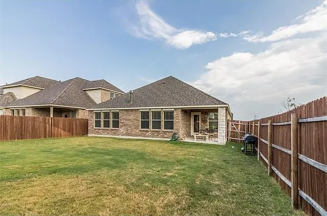2001 Suzanne Kelli Dr — Photo 15
