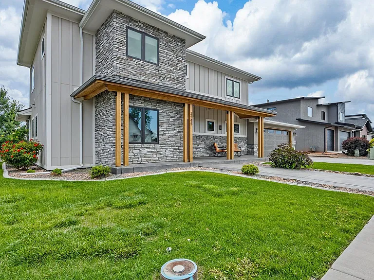 2545 Fryingpan Dr — Photo 17