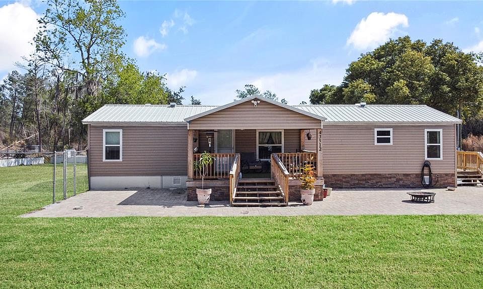 1st image of 43512 BEAR LAKE BOULEVARD