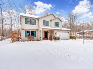 279 Challedon Cir SW, Pataskala, OH 43062