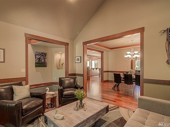 4th image of 26735 SE 271st St