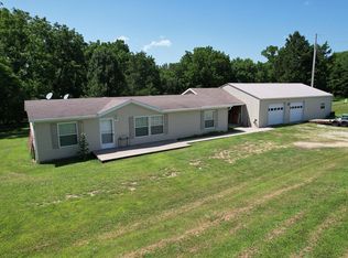3389 S 198th Rd, Goodson, MO 65663