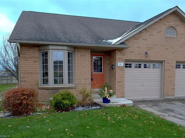 19 Somerset Dr #16, Norfolk County, ON N0A 1N7