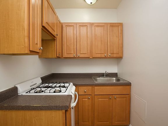 4th image of 5417 N Kenmore Ave APT 103