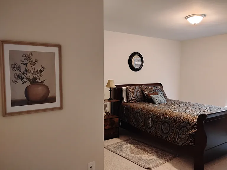 218 Caroline Way — Photo 12