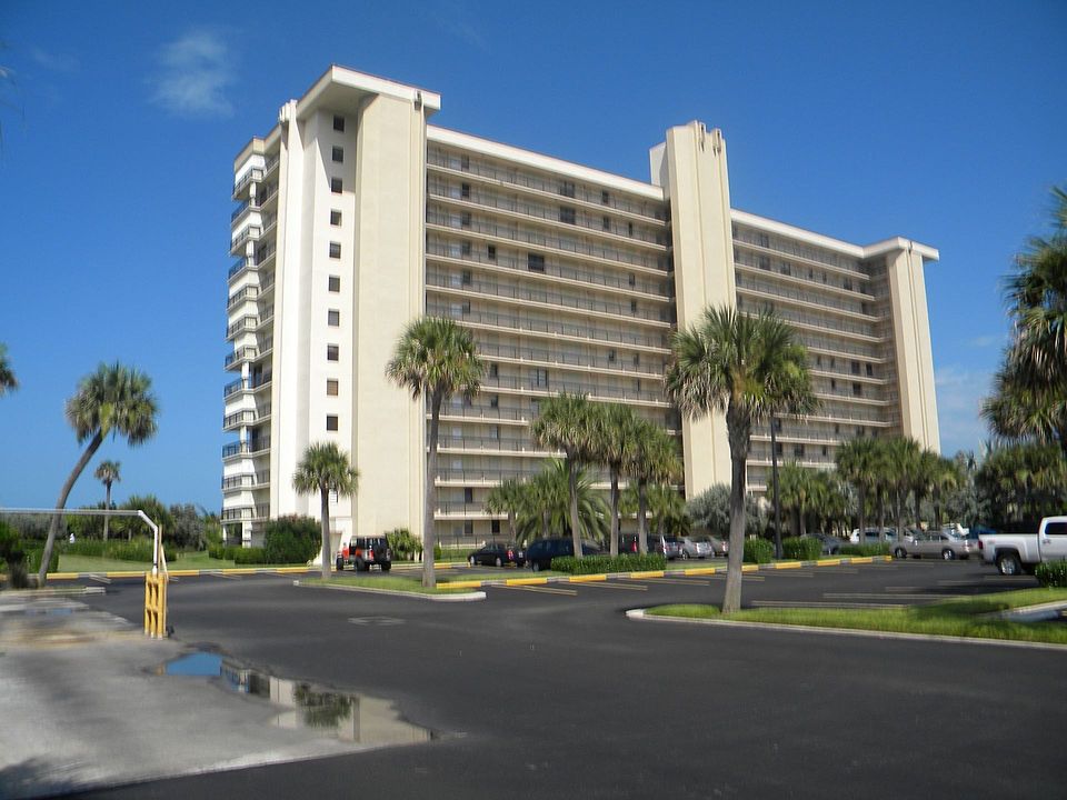 1st image of 9940 Ocean Dr #1