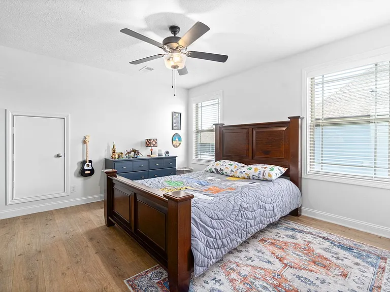 516 Bowden Dr — Photo 26