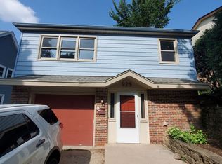 928 Aurora St, Waukesha, WI 53186