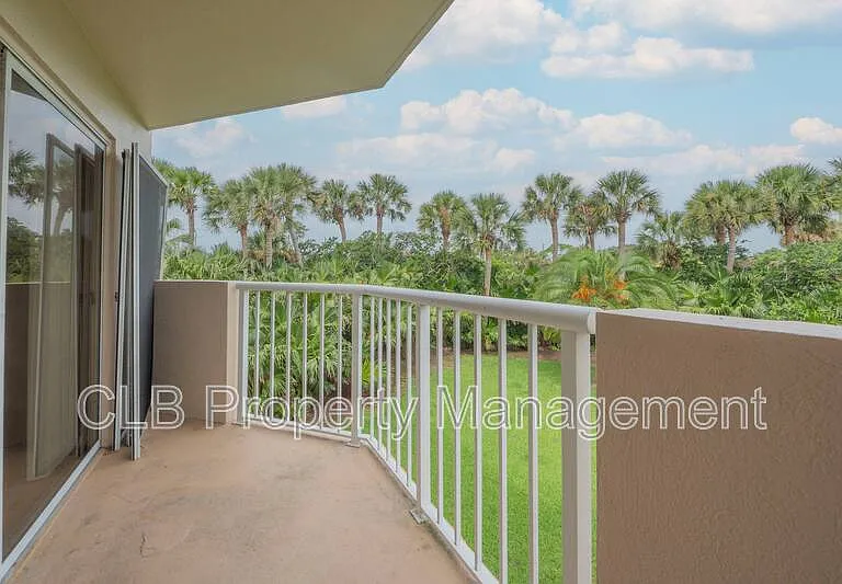 3 Oceans West Blvd #2B4 — Photo 11