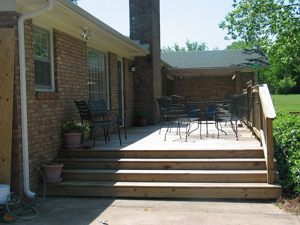 38 x 12 Deck (2005)