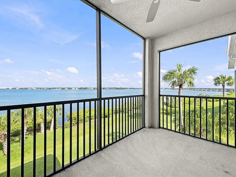 920 Tidewater Shores Loop #307 — Photo 13