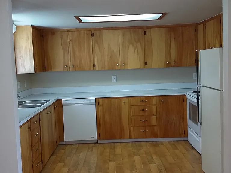 395 W Cranmer Dr — Photo 5