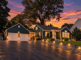 1569 Alps Rd, Wayne Twp., NJ 07470