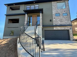 708 E Edgewood Dr, Ogden, UT 84403