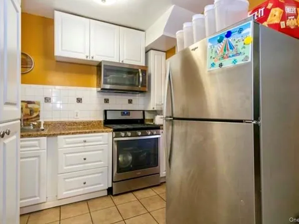 133 W 195th Street, Bronx, NY 10468