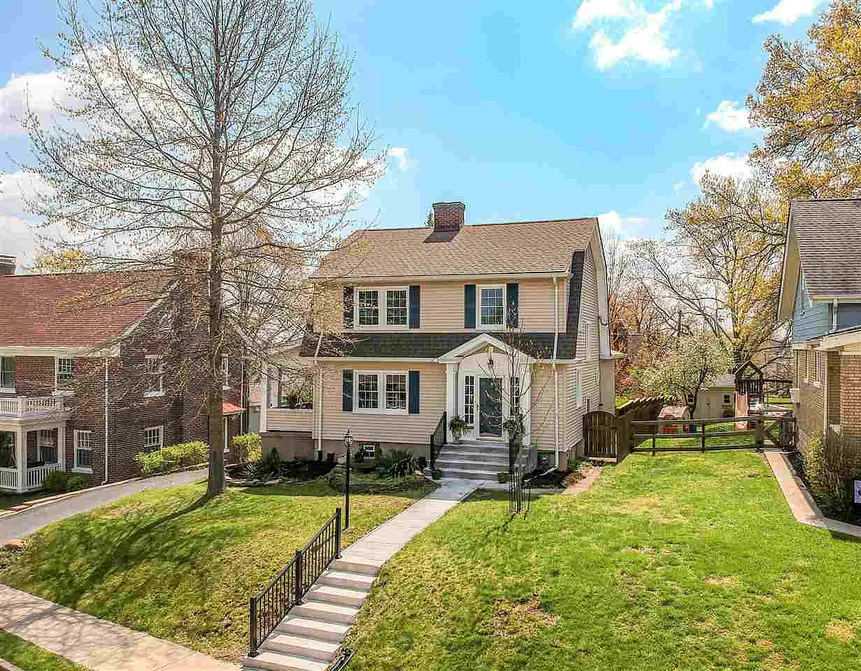 36 Avenel Pl photo 1