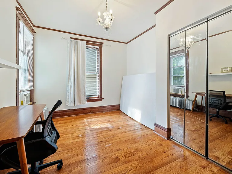 711 Emerson St #1 — Photo 10
