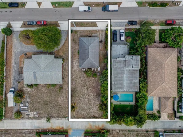 236 SE 4th Ave, Delray Beach, FL 33483