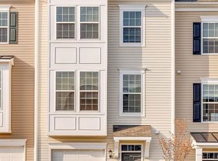 13 Corporate Blvd, Falling Waters, WV 25419