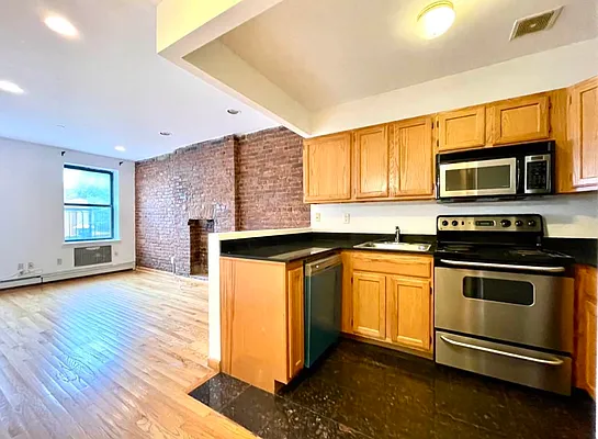 Rented by Metropolitan Property Group | media 16