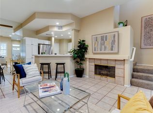 2908 Claremore Ln, Long Beach, CA 90815