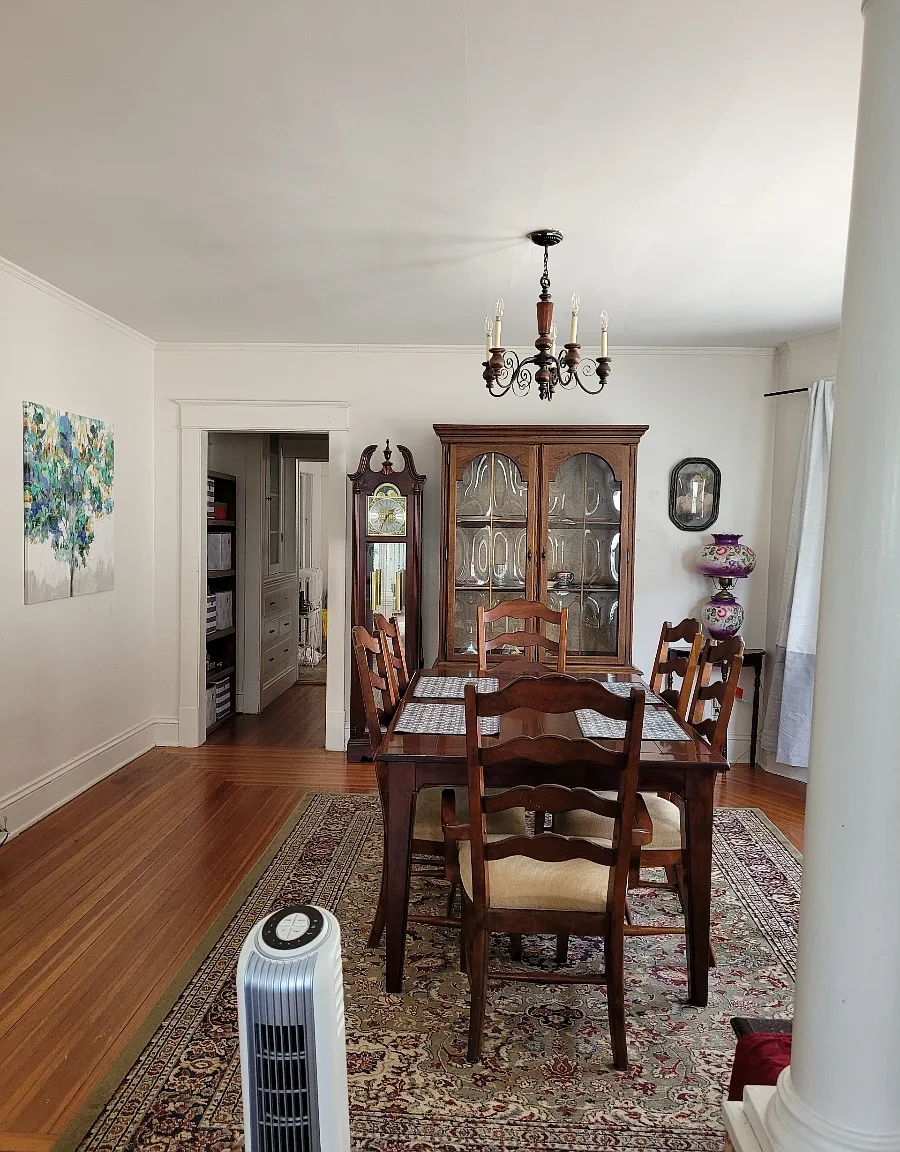 823 Hampton Ave — Photo 3
