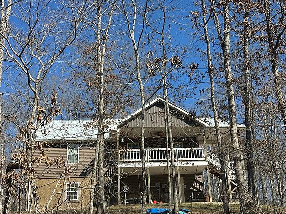 4th image of 1225 Louvaine Rd