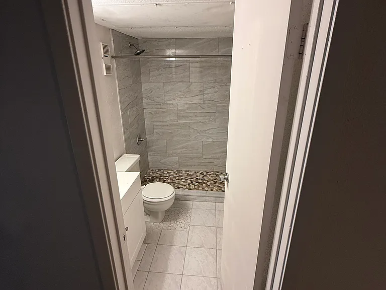 12905 Woodforest Blvd #301 — Photo 8