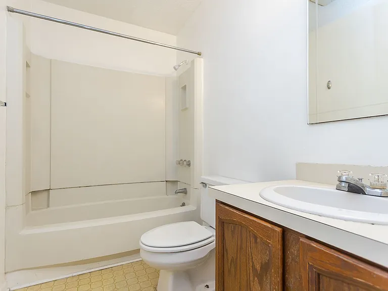 1124 Mountain View Dr — Photo 36