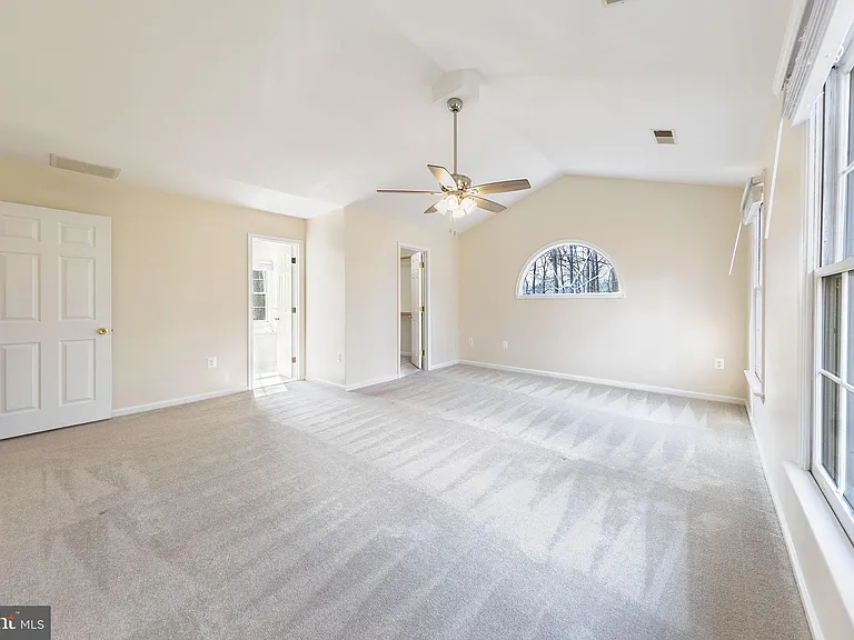 36767 Pelham Ct — Photo 17