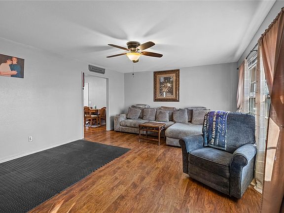 2nd image of 226 Cardin Rd