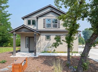 2367 NW Highland Ave, Grants Pass, OR