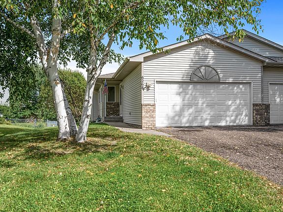 2nd image of 6268 Kahler Dr NE