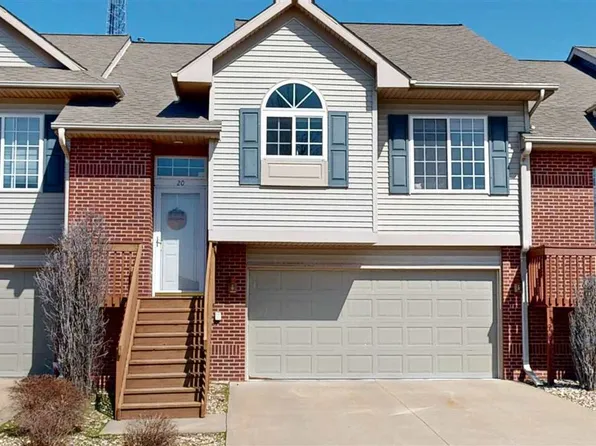 20 Deboer Ln, North Liberty, IA 52317