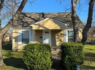 700 N Jefferson St, Kaufman, TX 75142
