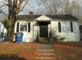 916 Willow St, Mount Airy, NC 27030