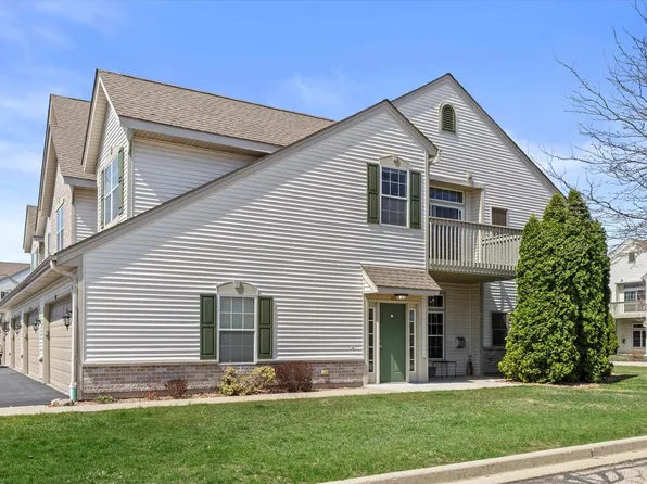 1058 Stratford COURT #202, Mount Pleasant, WI 53406